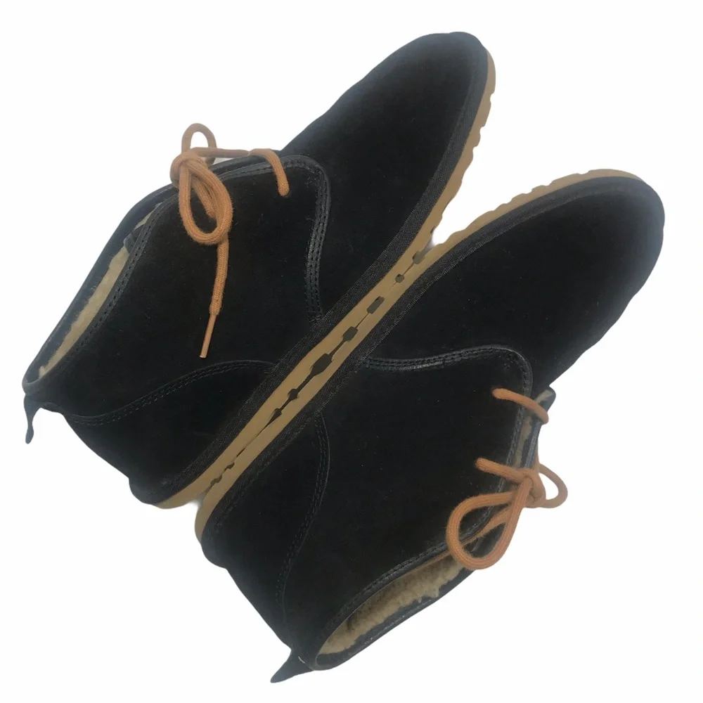UGG Maksim Chukka Boots Black Suede Leather Wool Lined US 9